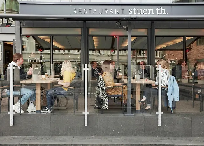 Hotel Skjern מלון Skjern